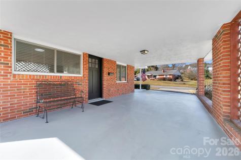 112 Allison Road Brevard NC 28712