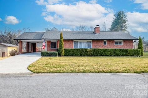 112 Allison Road Brevard NC 28712