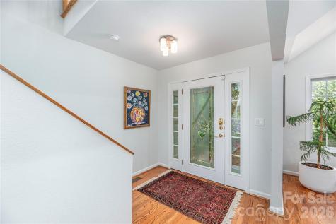 196 Rockhold Drive Asheville NC 28804