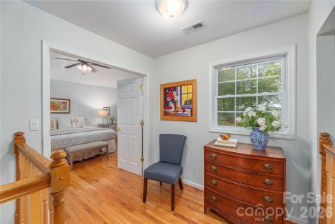 196 Rockhold Drive Asheville NC 28804