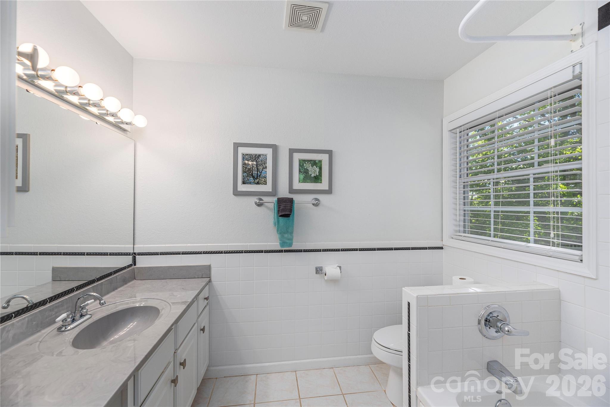 196 Rockhold Drive Asheville NC 28804