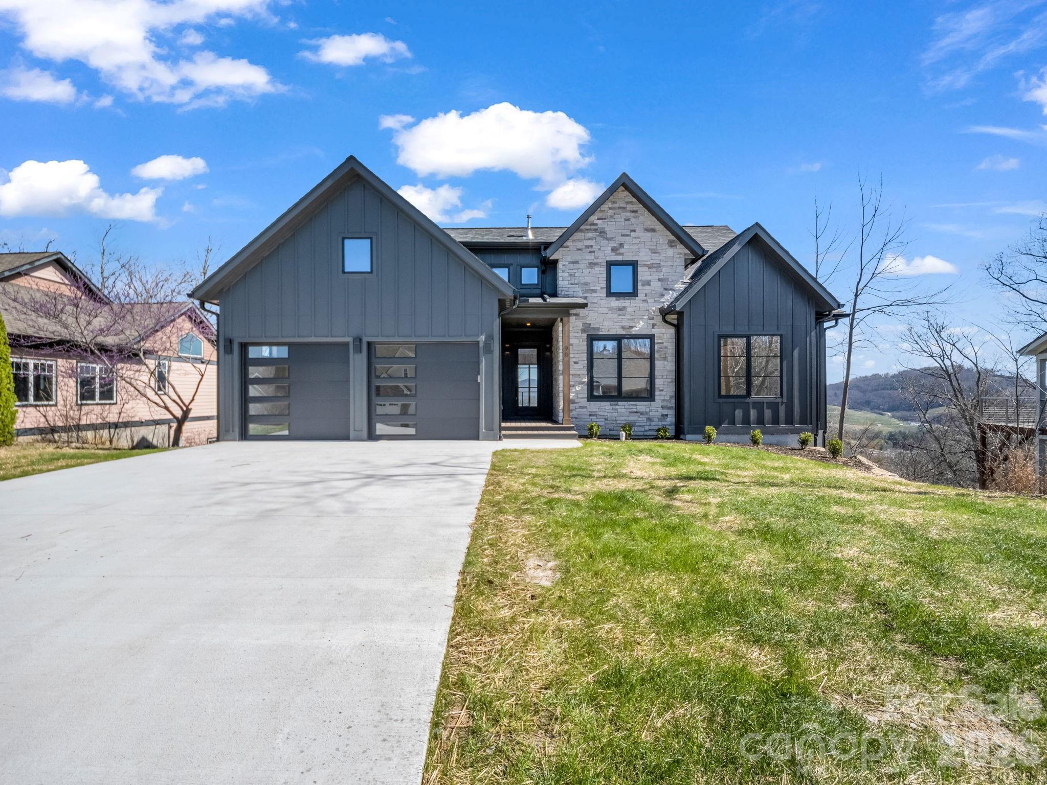 90 Summit Hill Road Hendersonville NC 28791