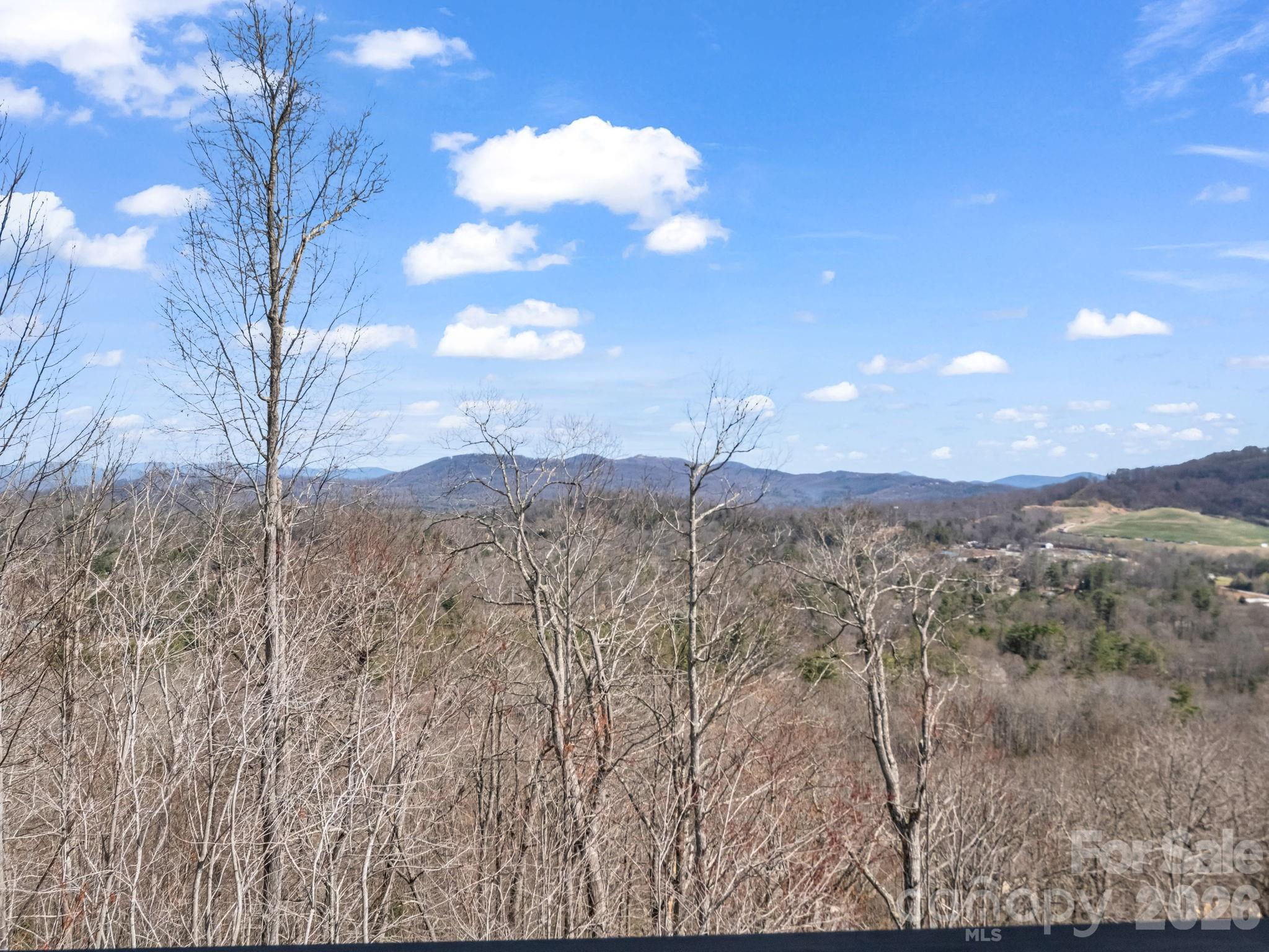 90 Summit Hill Road Hendersonville NC 28791