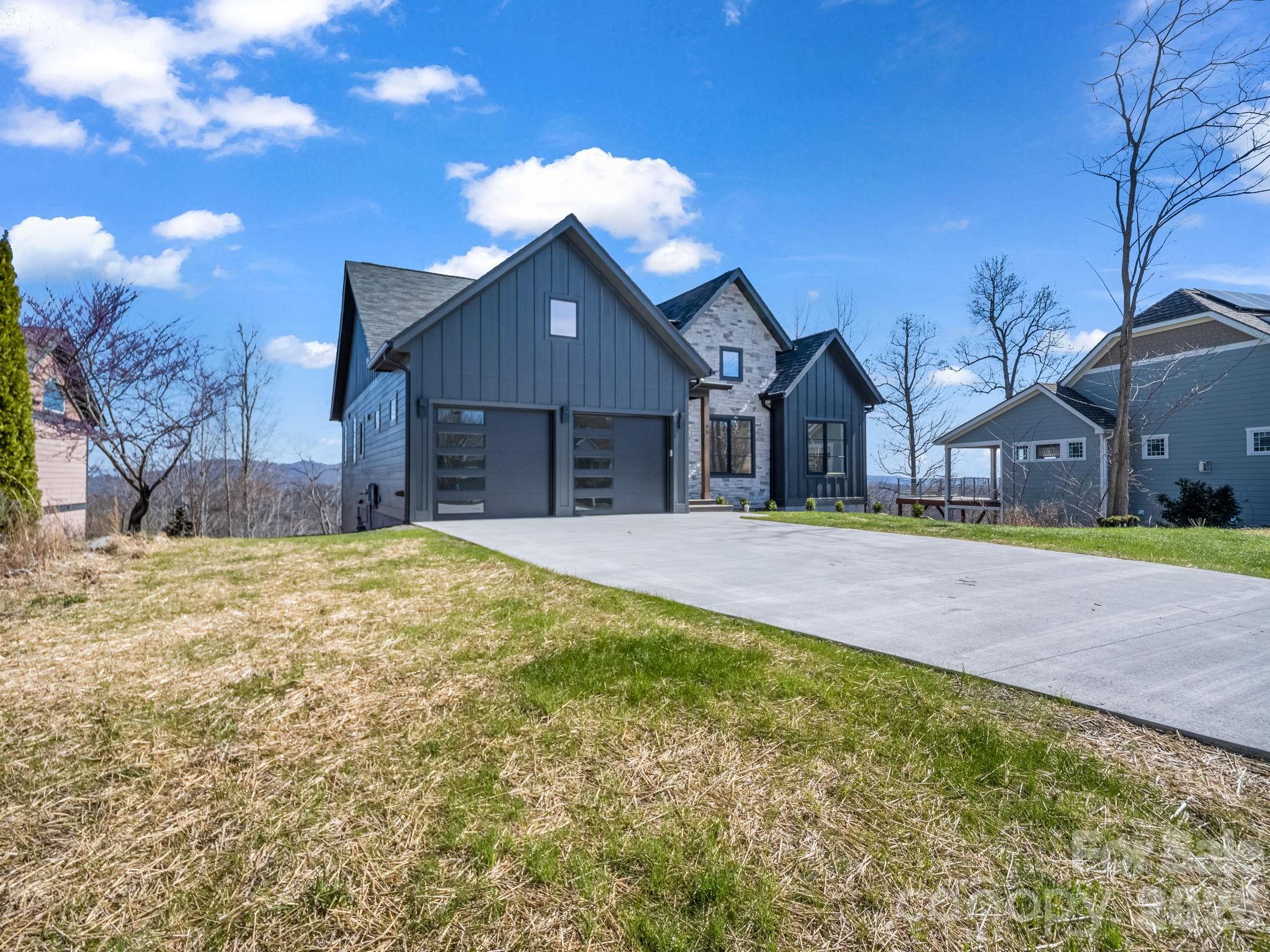90 Summit Hill Road Hendersonville NC 28791