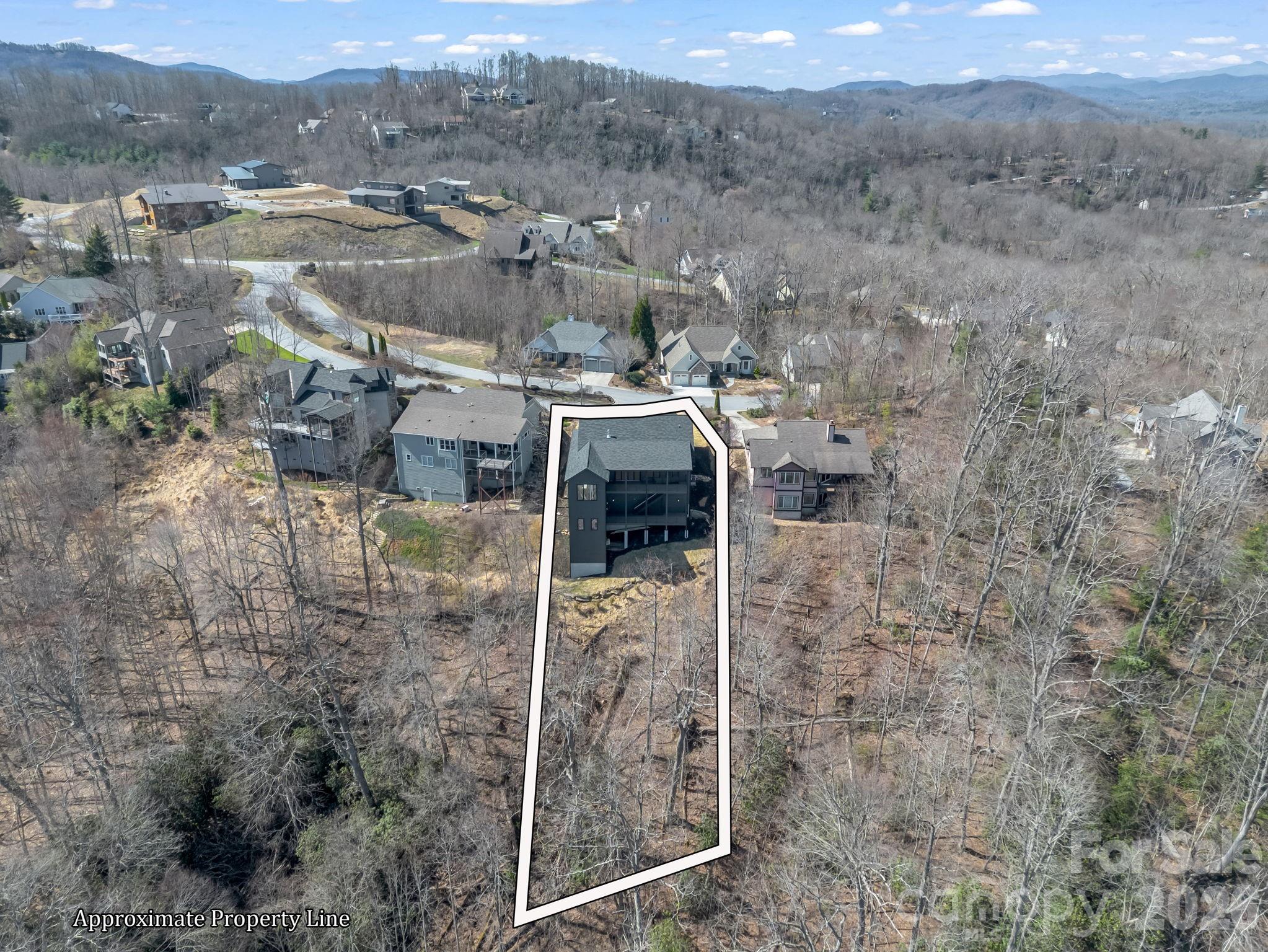 90 Summit Hill Road Hendersonville NC 28791