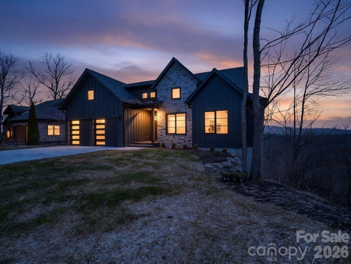 90 Summit Hill Road Hendersonville NC 28791