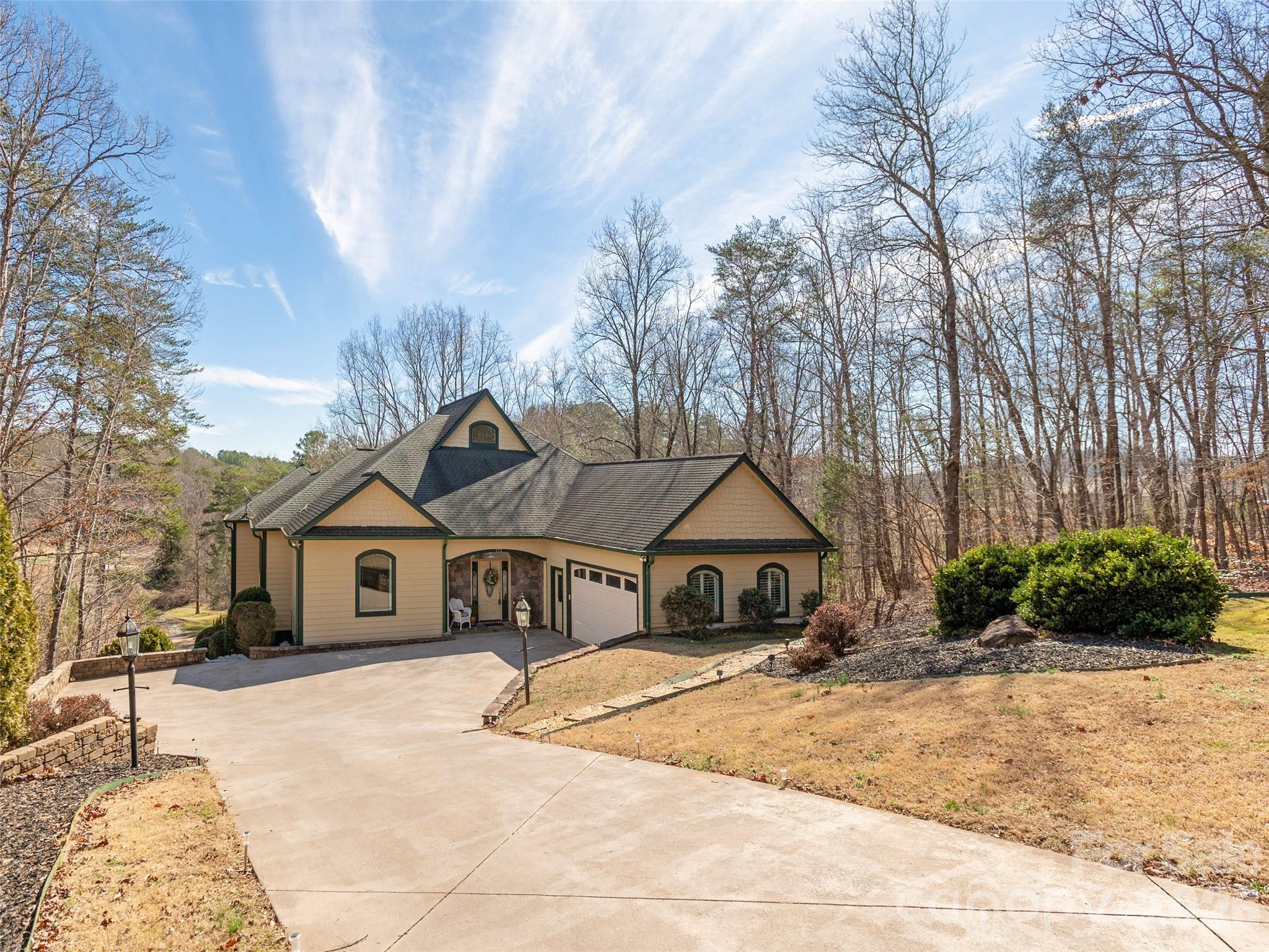 172 Summer Morning Court Lake Lure NC 28746