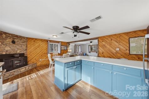 7495 Laurel Street Collettsville NC 28611