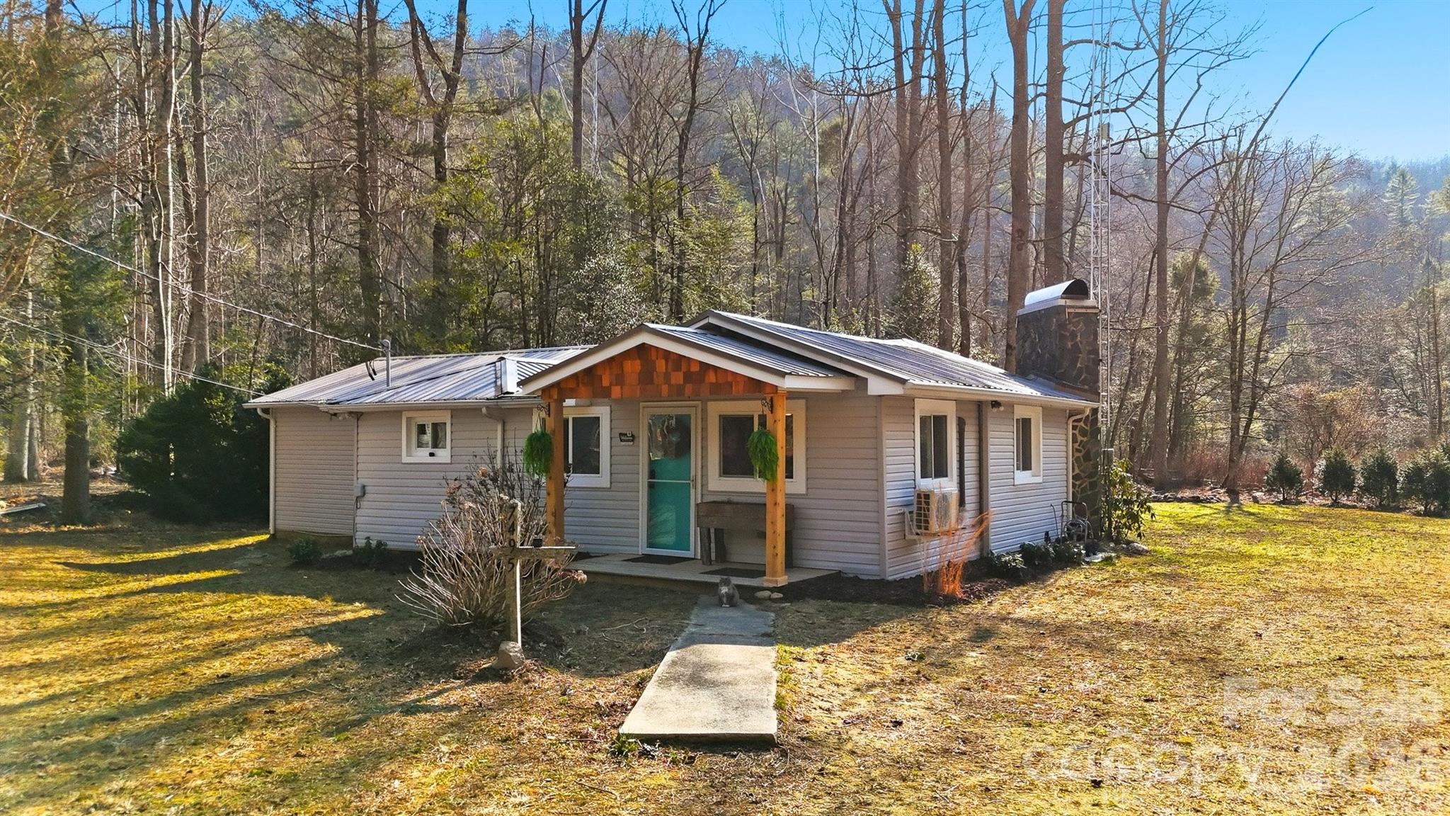 7495 Laurel Street Collettsville NC 28611