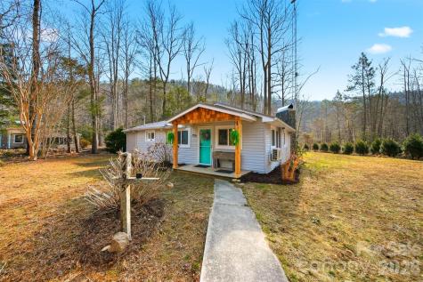 7495 Laurel Street Collettsville NC 28611
