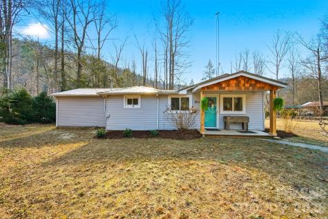 7495 Laurel Street Collettsville NC 28611