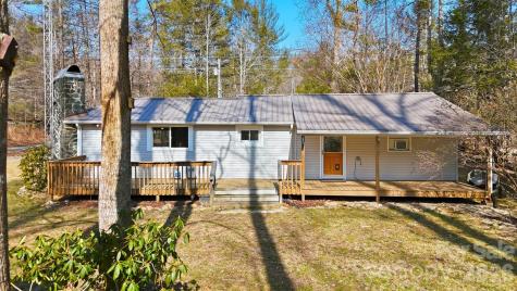 7495 Laurel Street Collettsville NC 28611