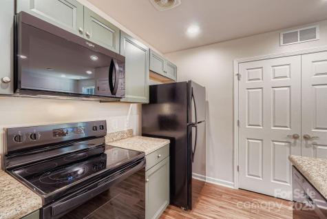 1758 J Julian Lane Charlotte NC 28208