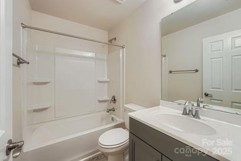 1758 J Julian Lane Charlotte NC 28208