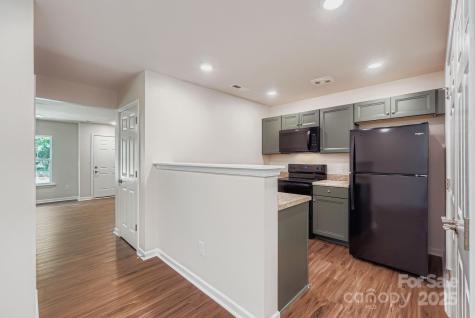 1758 J Julian Lane Charlotte NC 28208