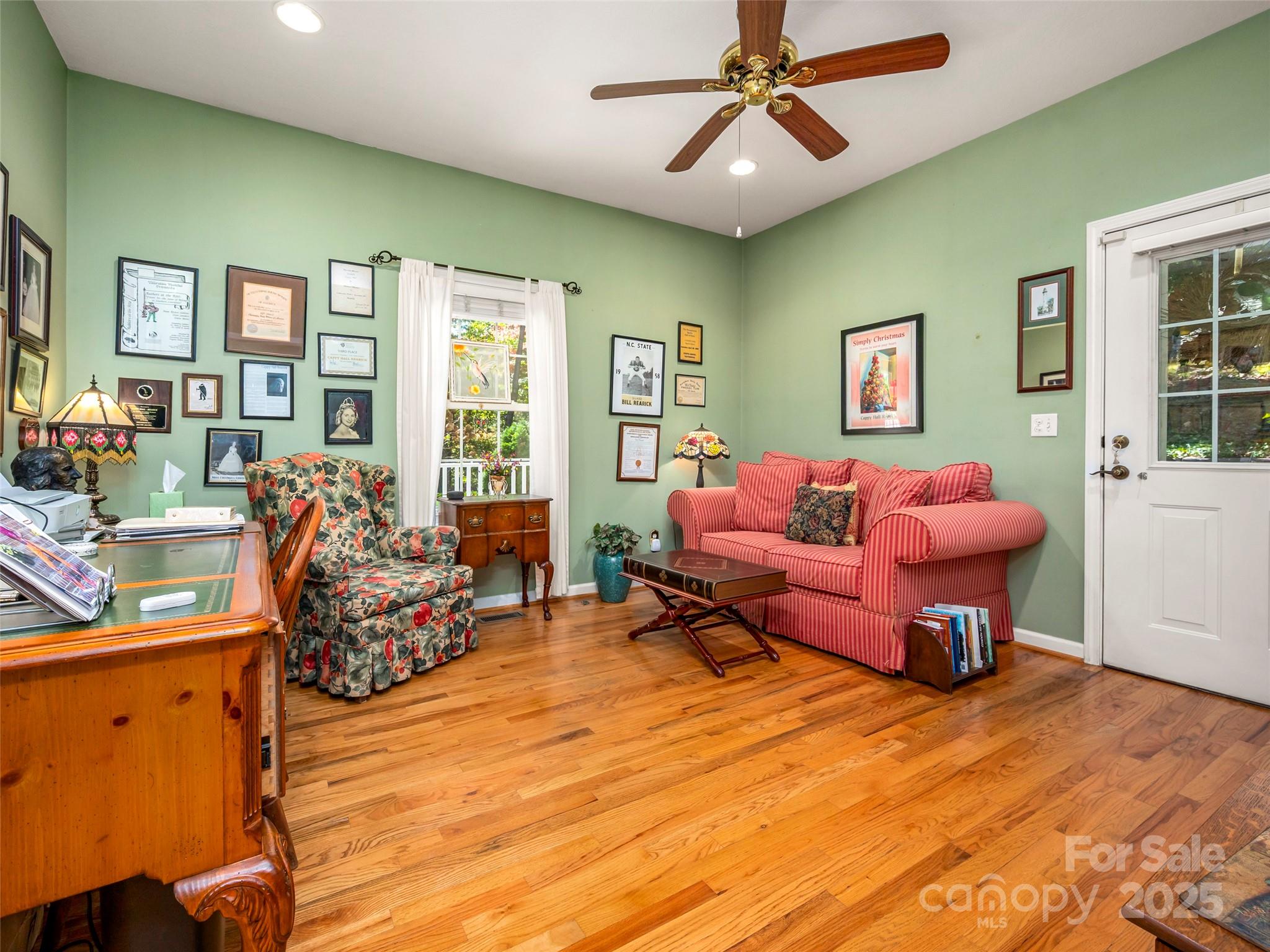 89 Memory Lane Saluda NC 28773