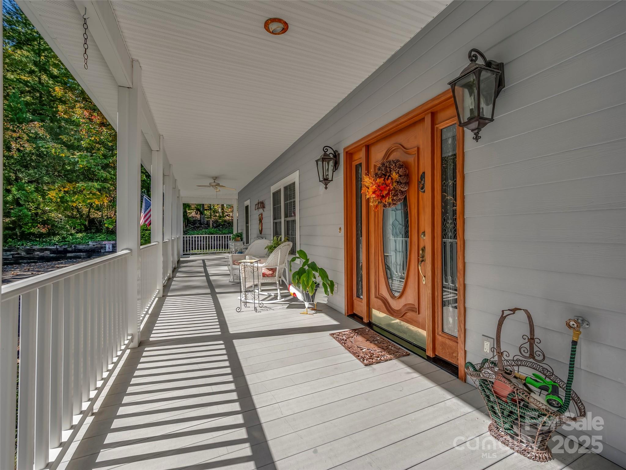 89 Memory Lane Saluda NC 28773