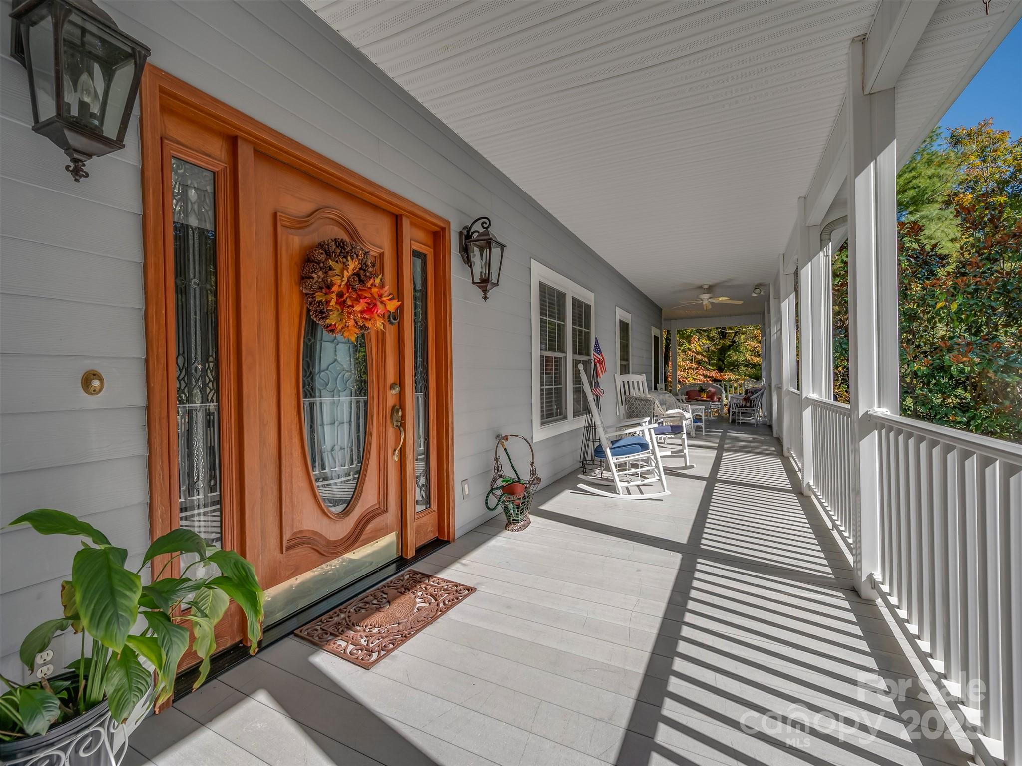 89 Memory Lane Saluda NC 28773