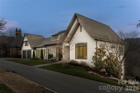 22 Snap Dragon Court Asheville NC 28804