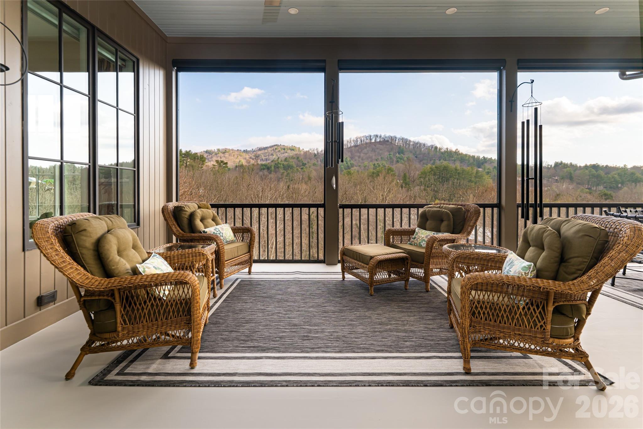 22 Snap Dragon Court Asheville NC 28804