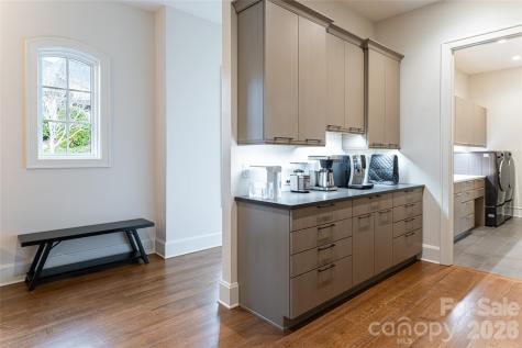 22 Snap Dragon Court Asheville NC 28804