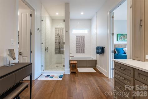 22 Snap Dragon Court Asheville NC 28804