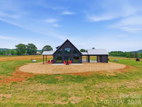 211 Race Path Road Union Grove NC 28689
