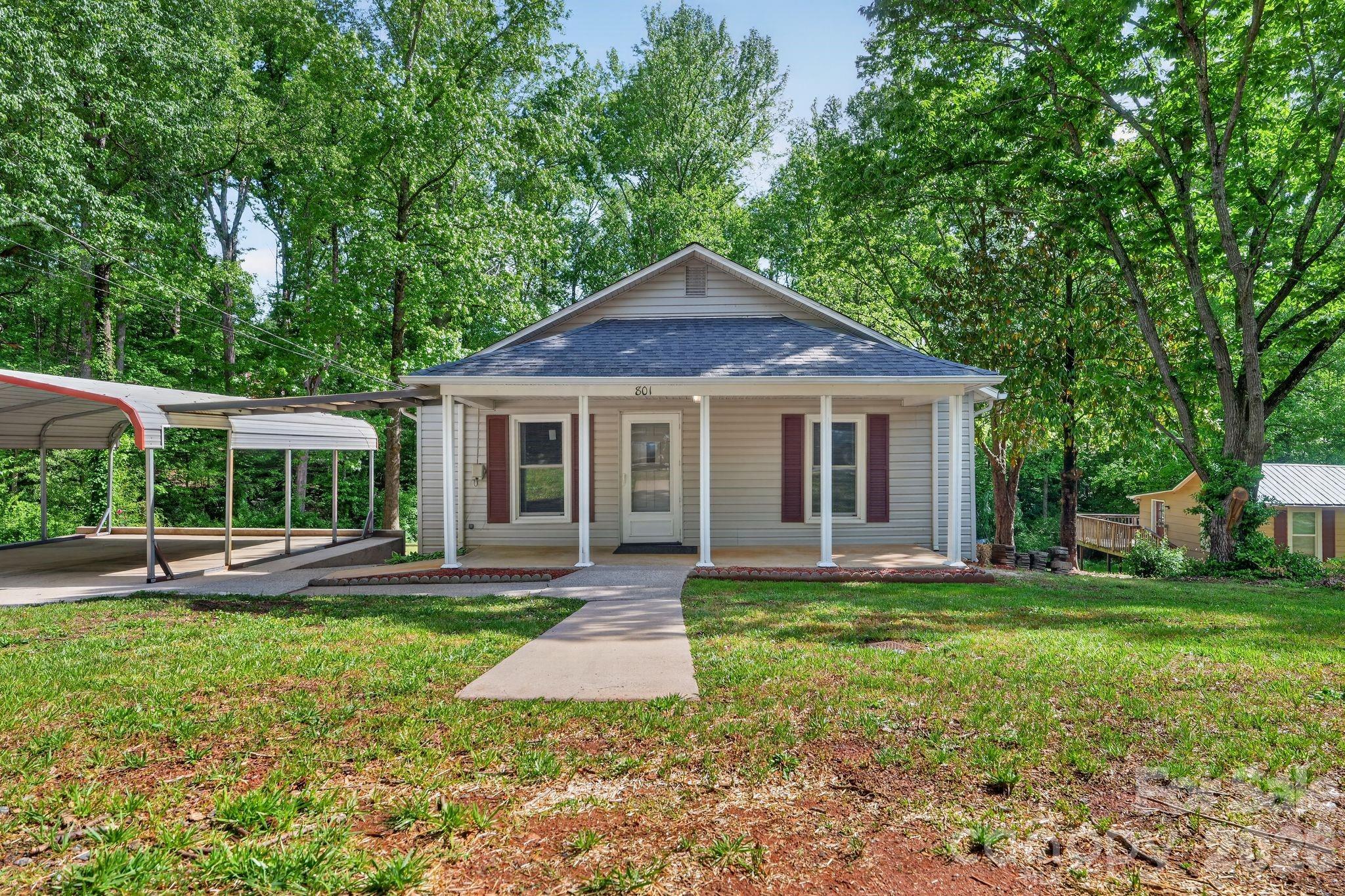 801 Woodlawn Avenue SW Valdese NC 28690