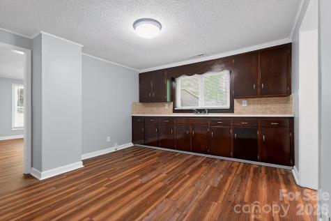 801 Woodlawn Avenue SW Valdese NC 28690