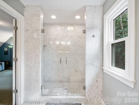 126 Wildflower Cove Drive Swannanoa NC 28778