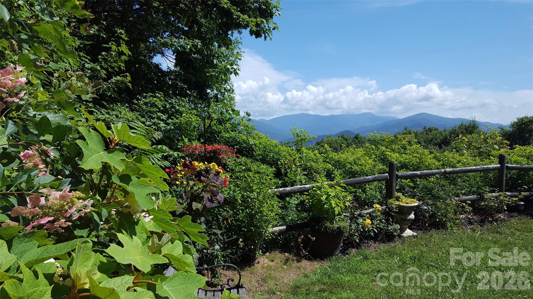 126 Wildflower Cove Drive Swannanoa NC 28778