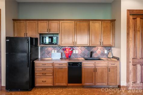 326 Summit Drive Whittier NC 28789