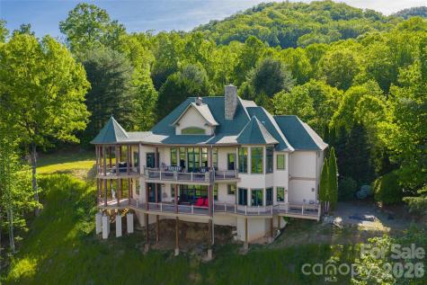 326 Summit Drive Whittier NC 28789