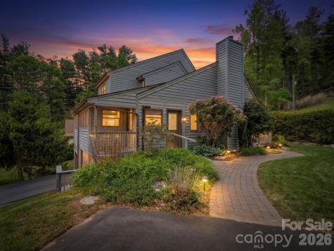 317 Robertson Street Burnsville NC 28714