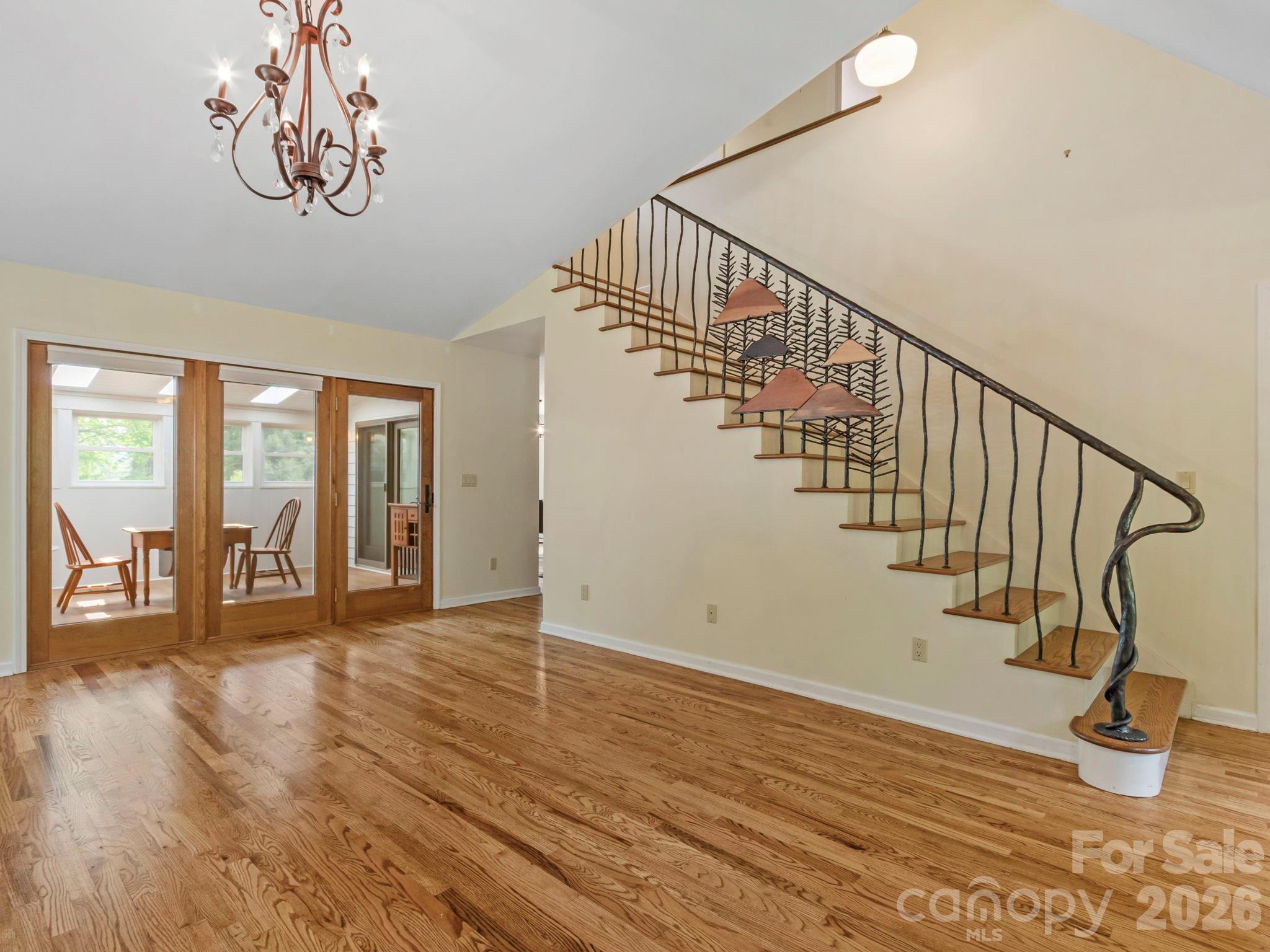 317 Robertson Street Burnsville NC 28714
