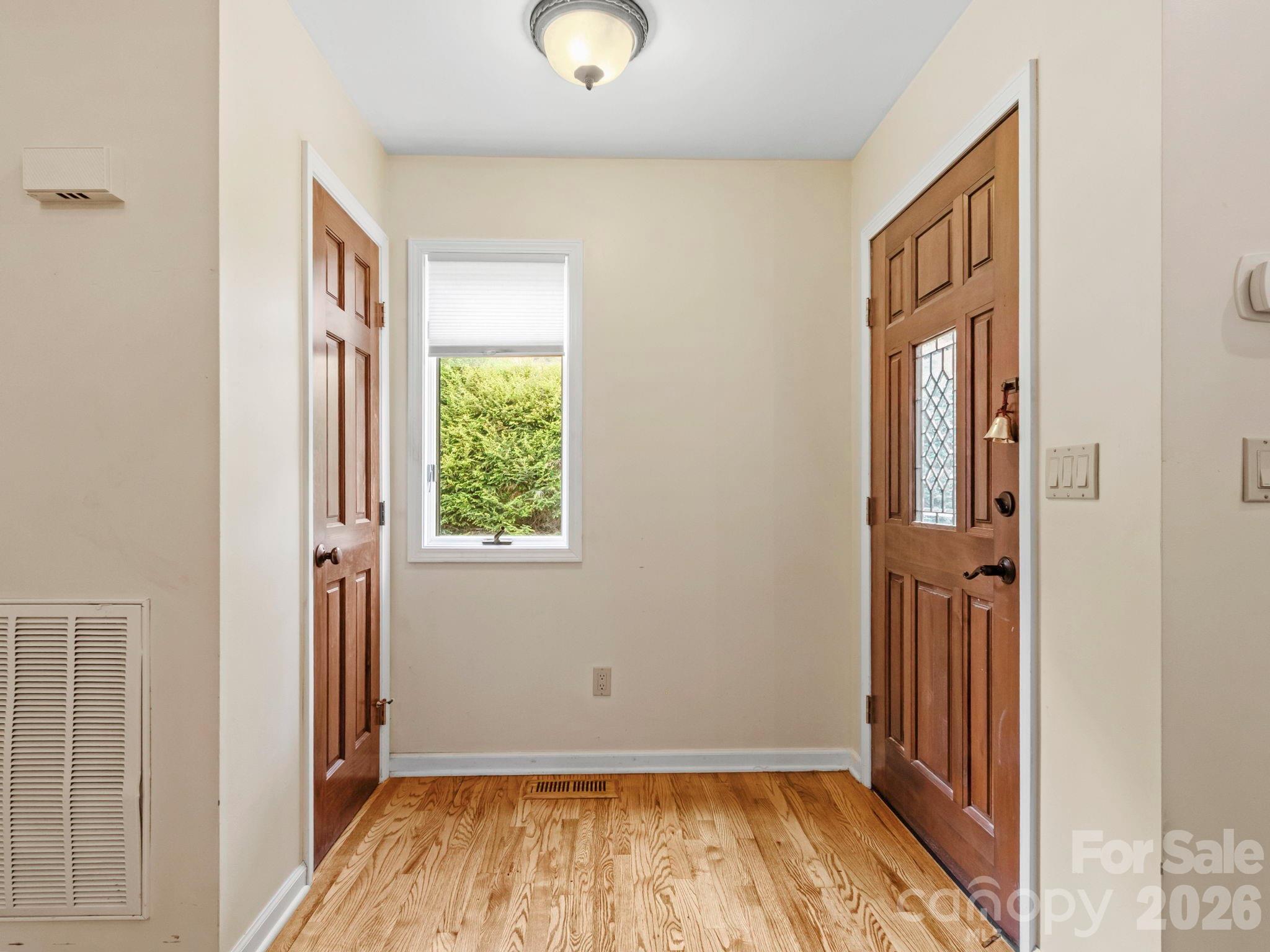317 Robertson Street Burnsville NC 28714