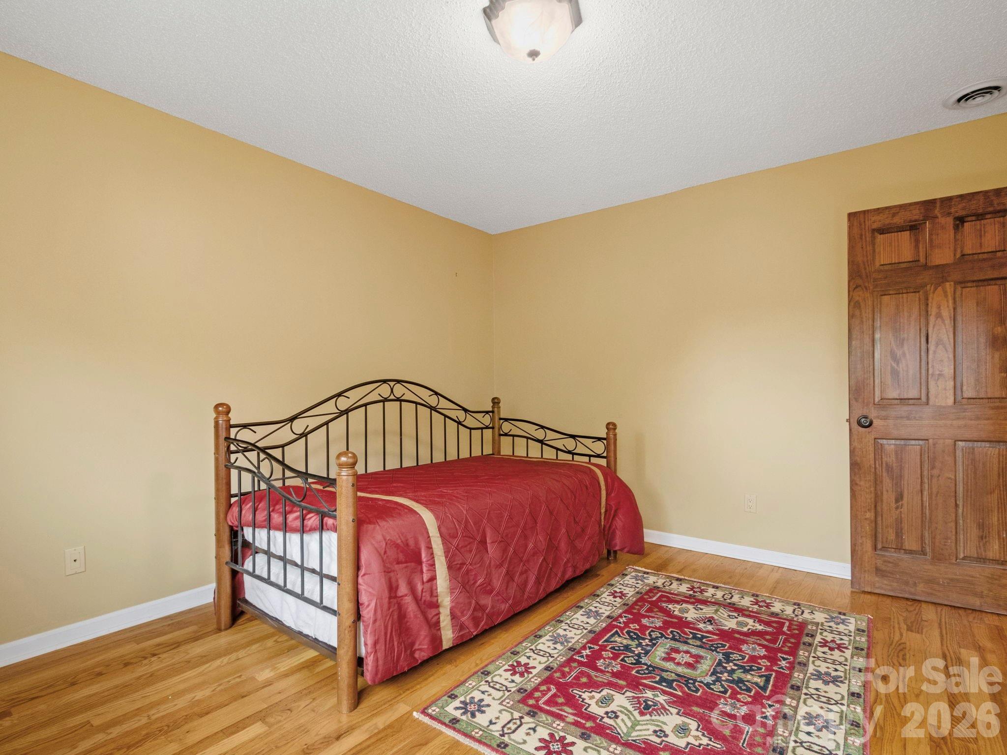 317 Robertson Street Burnsville NC 28714