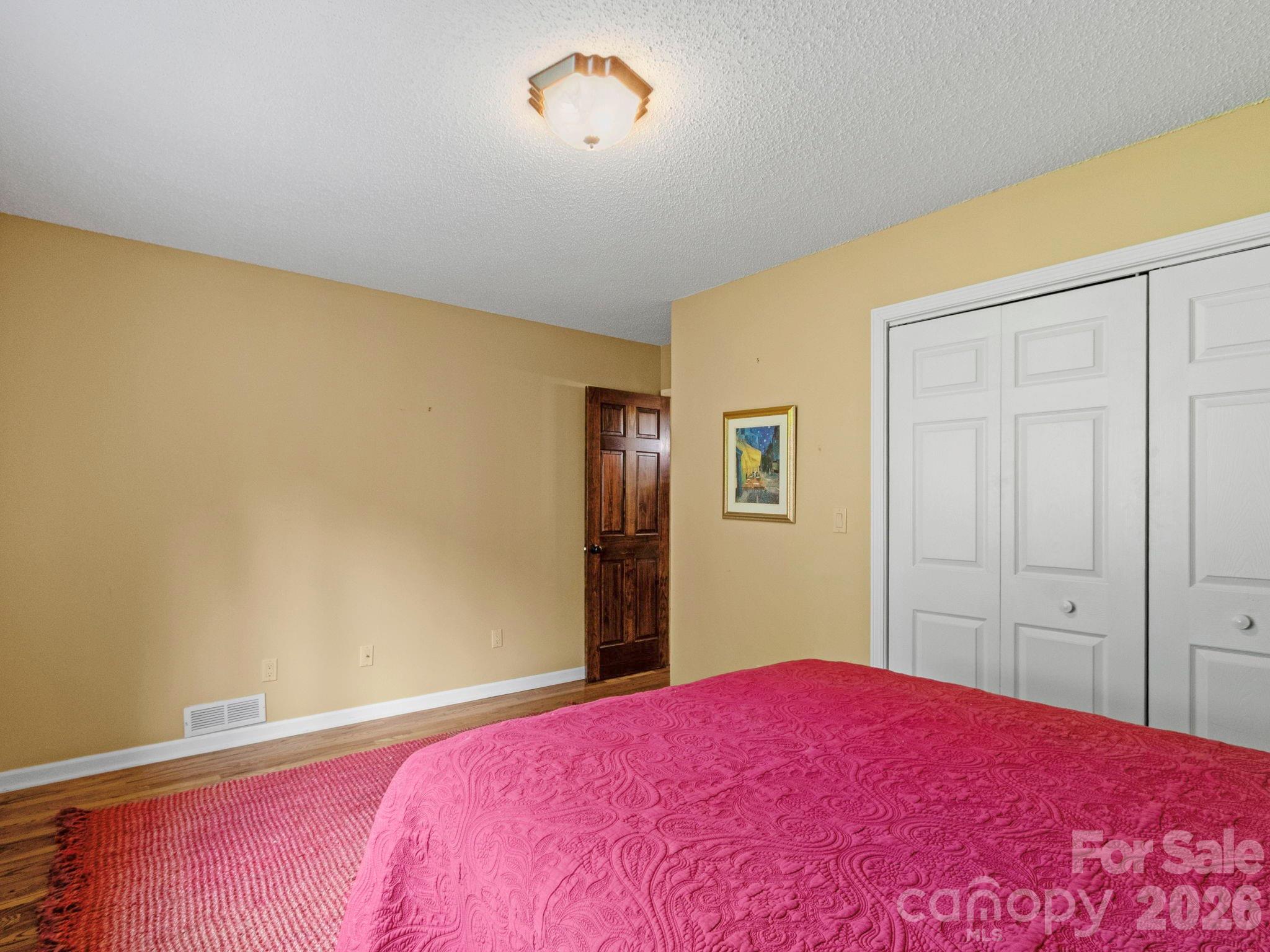 317 Robertson Street Burnsville NC 28714