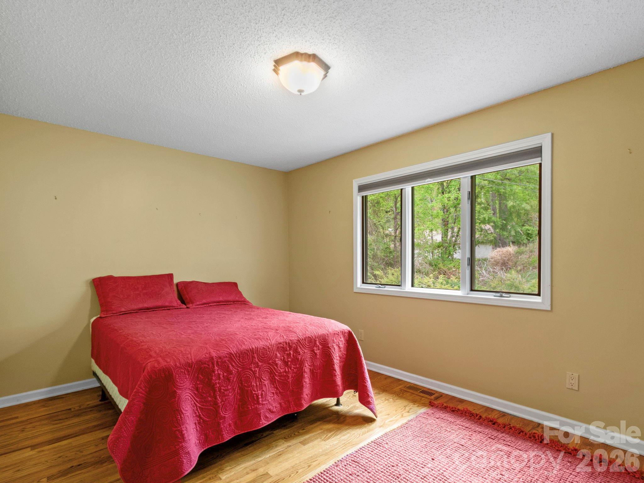 317 Robertson Street Burnsville NC 28714