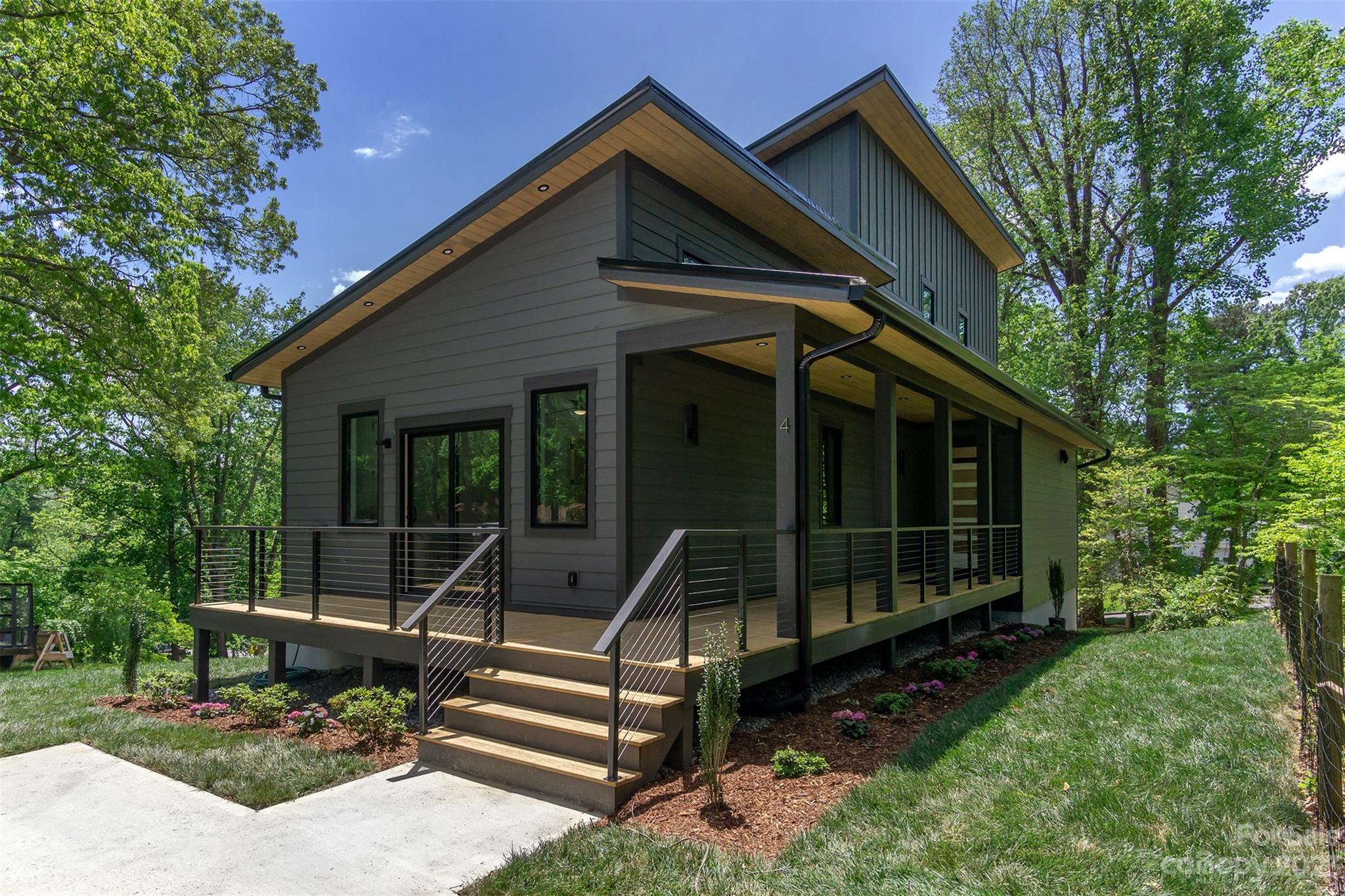 4 Stockbridge Place Asheville NC 28805