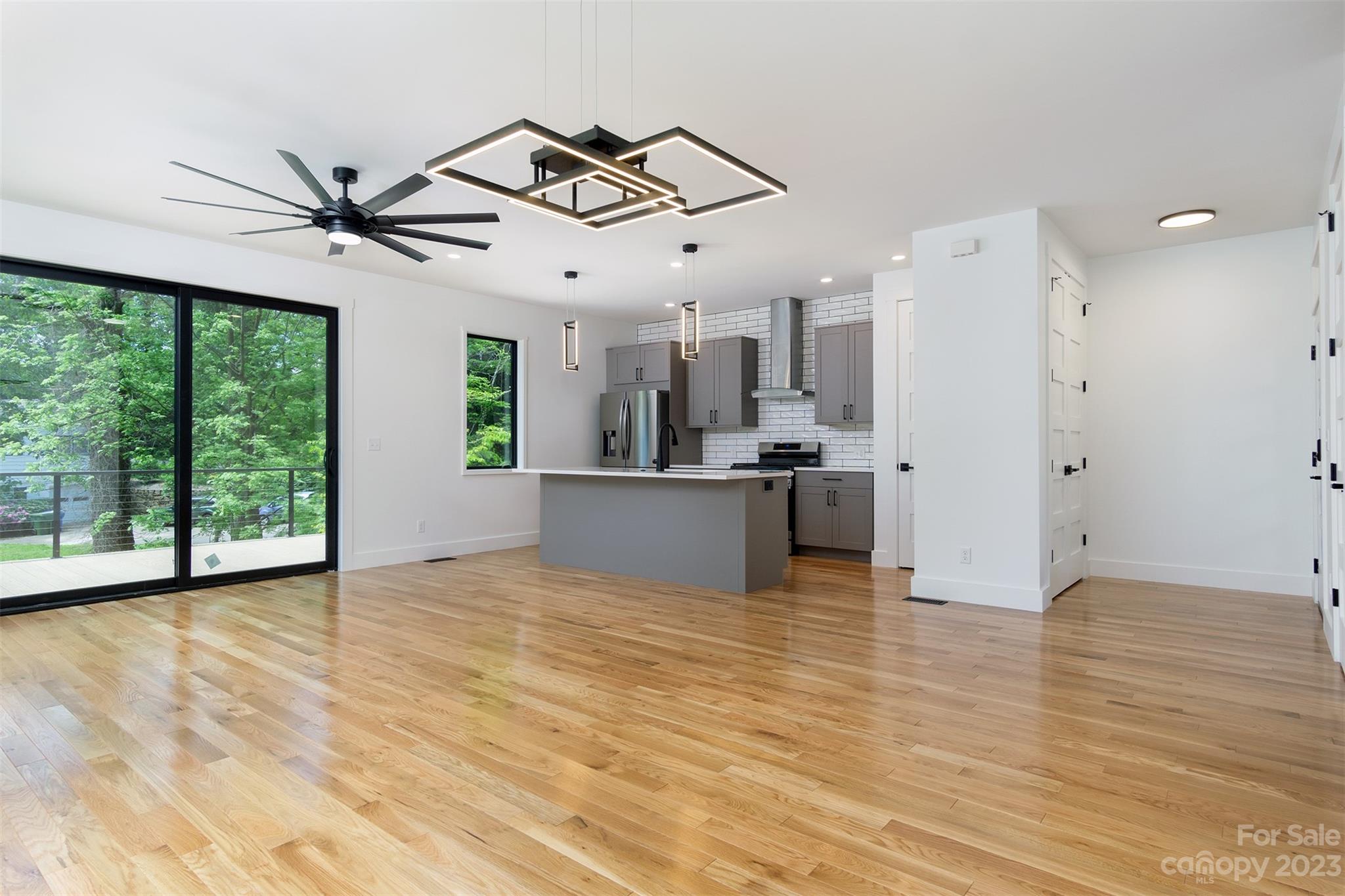 4 Stockbridge Place Asheville NC 28805