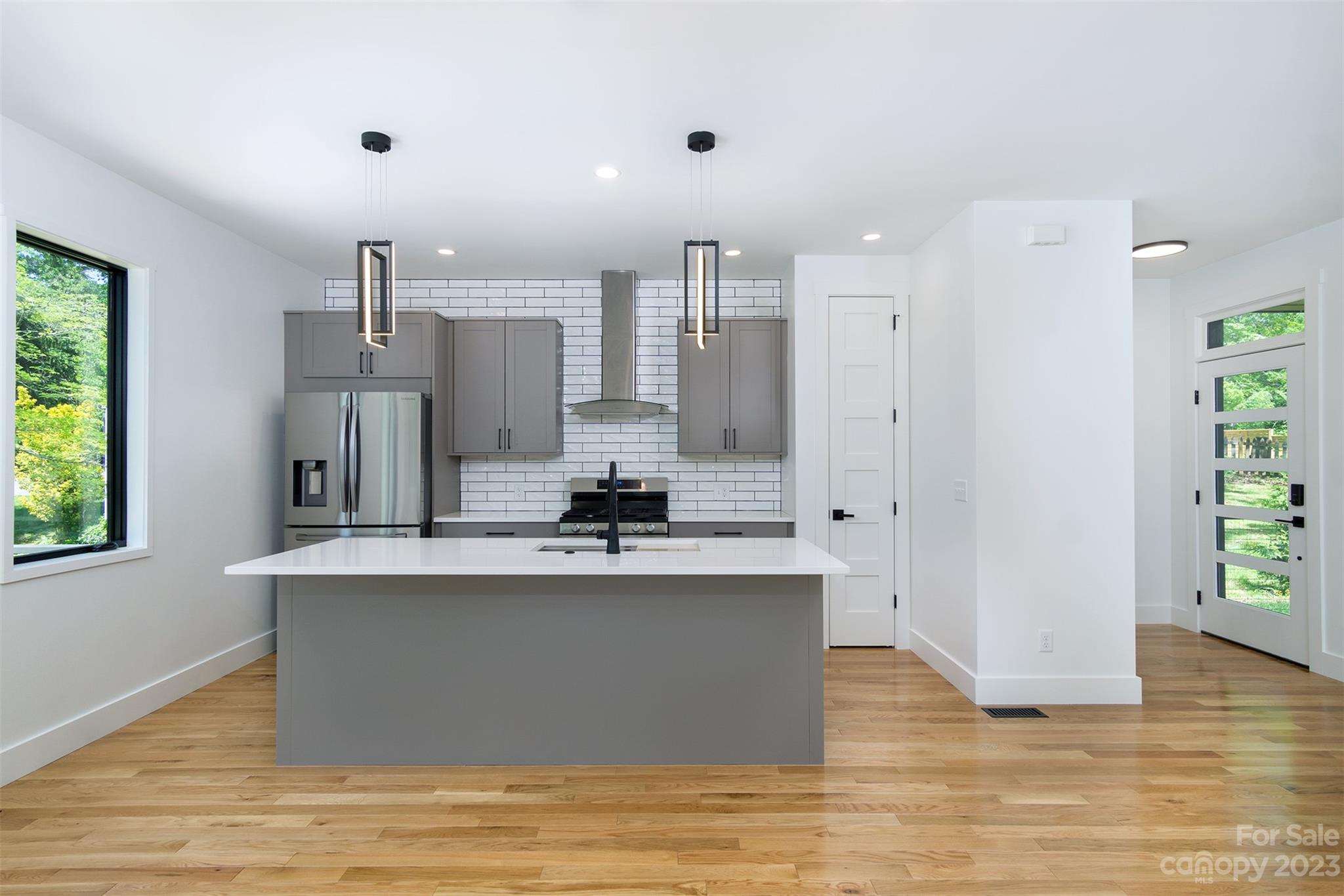4 Stockbridge Place Asheville NC 28805