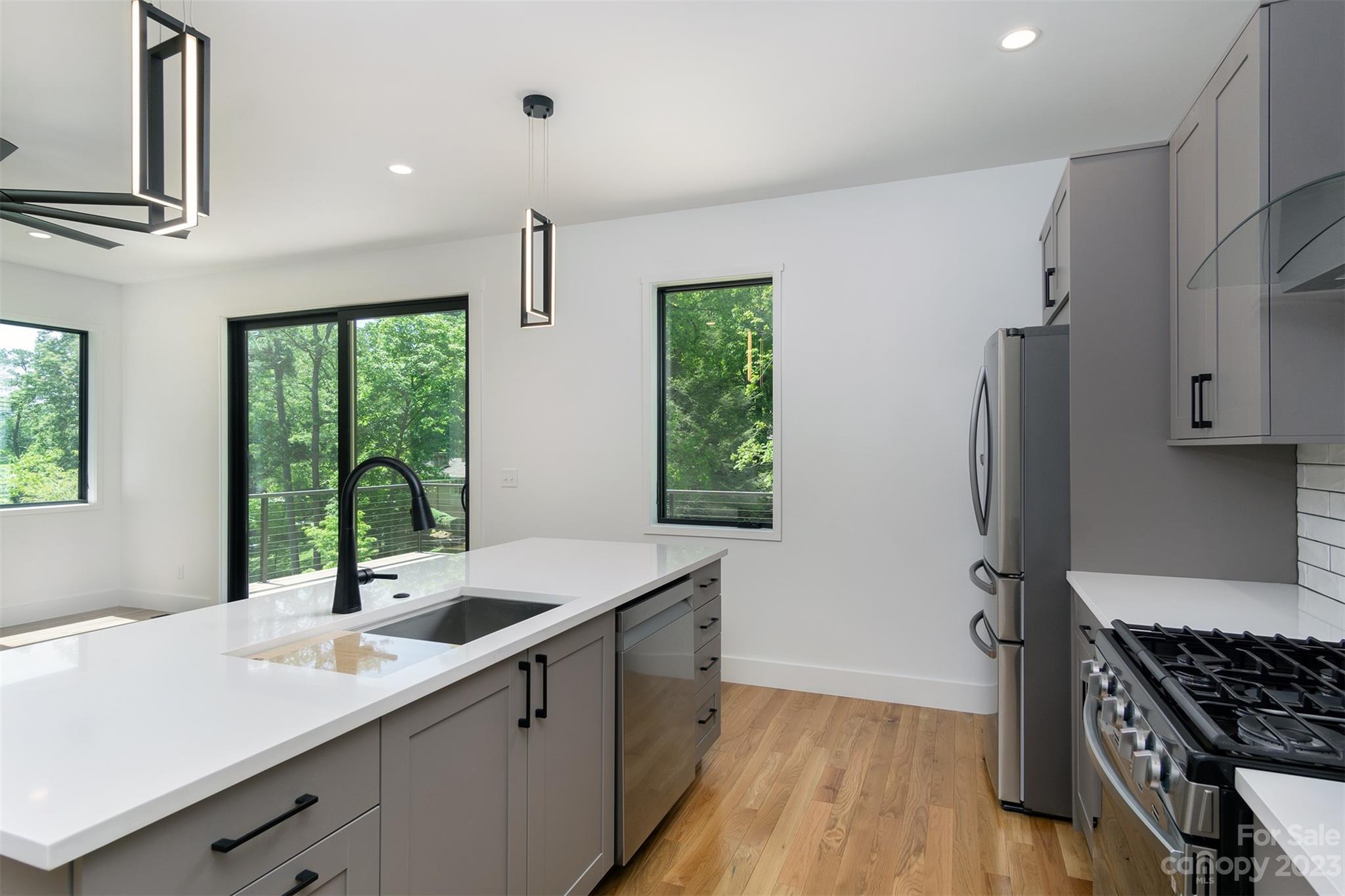 4 Stockbridge Place Asheville NC 28805
