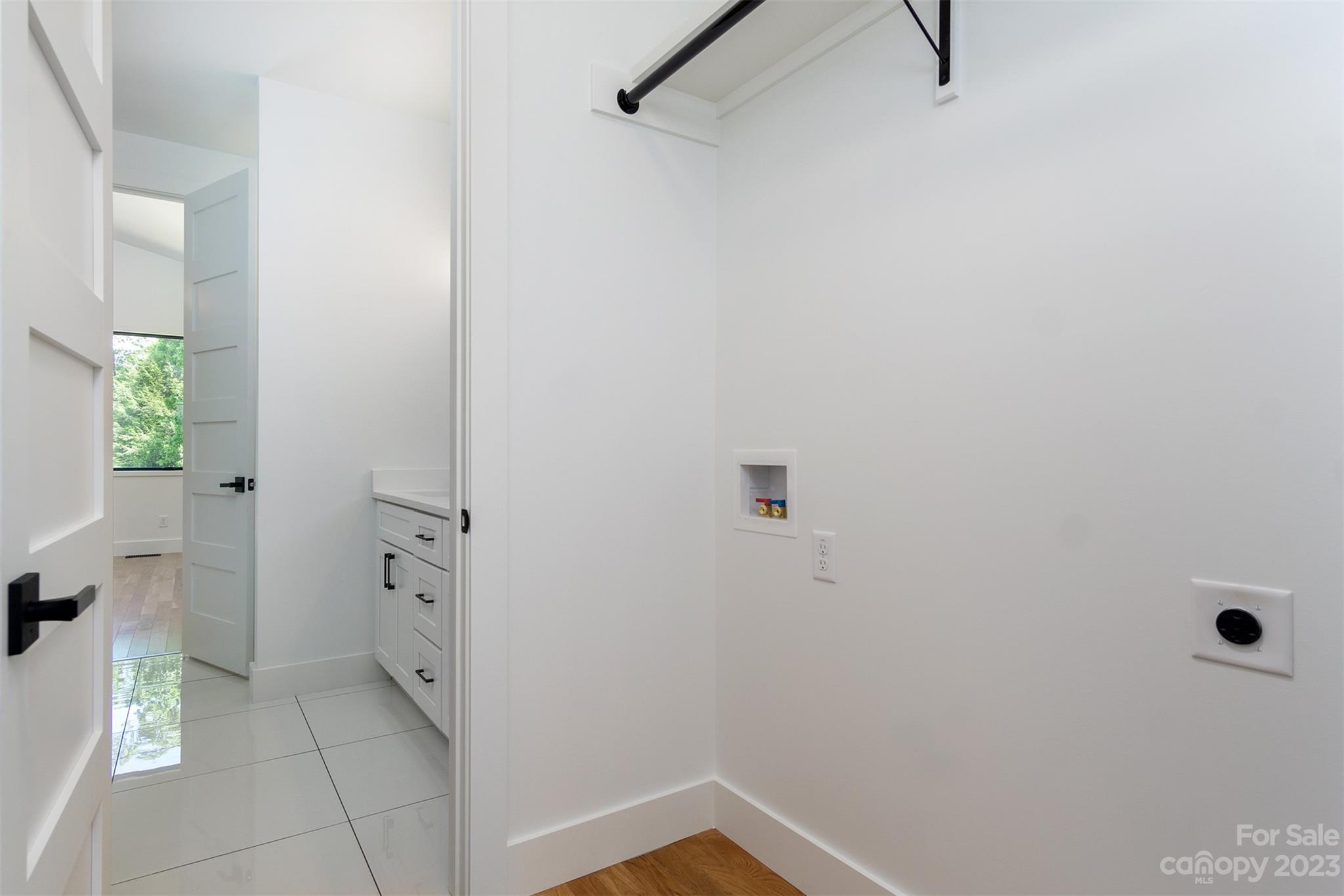 4 Stockbridge Place Asheville NC 28805