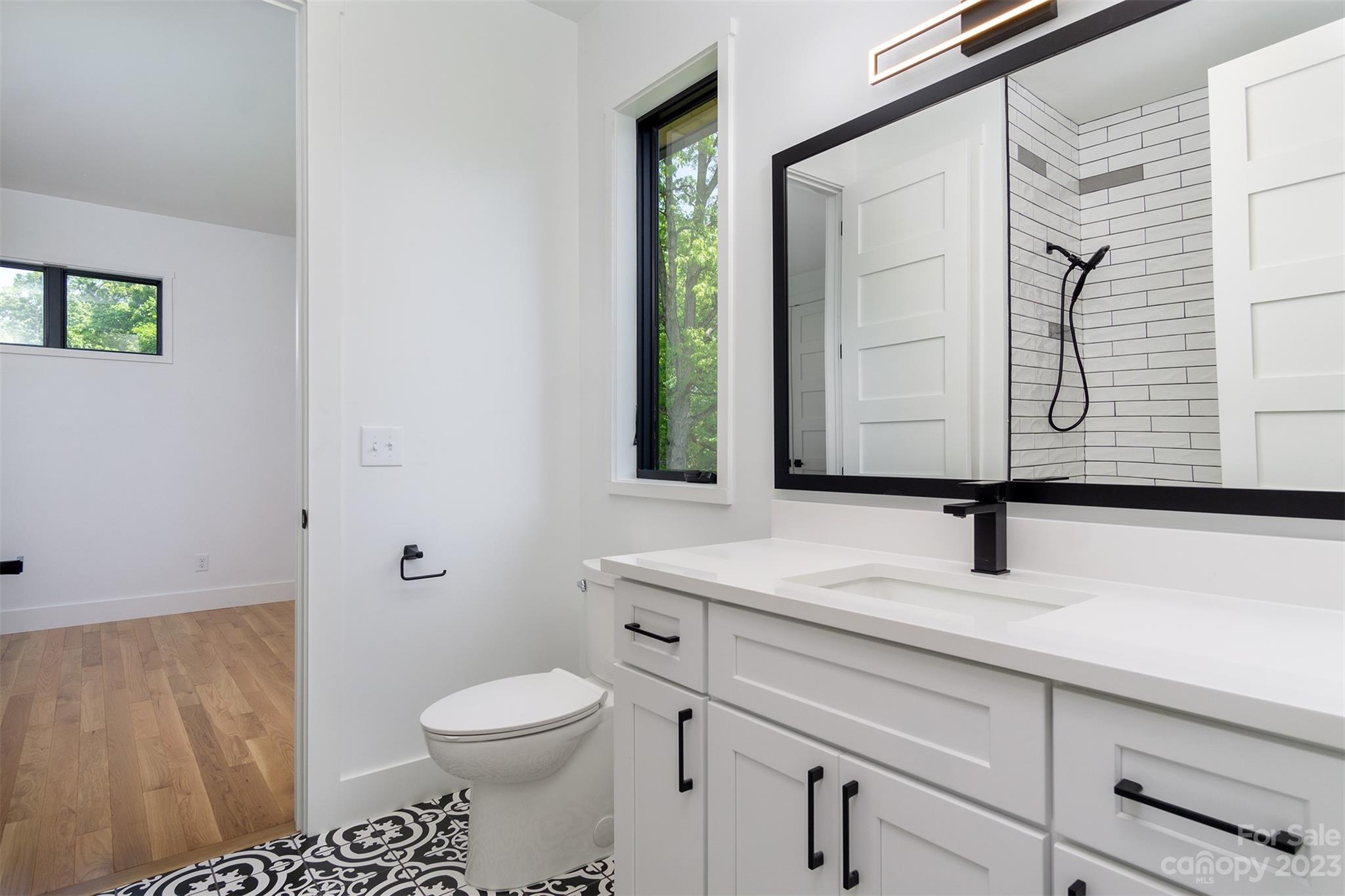 4 Stockbridge Place Asheville NC 28805