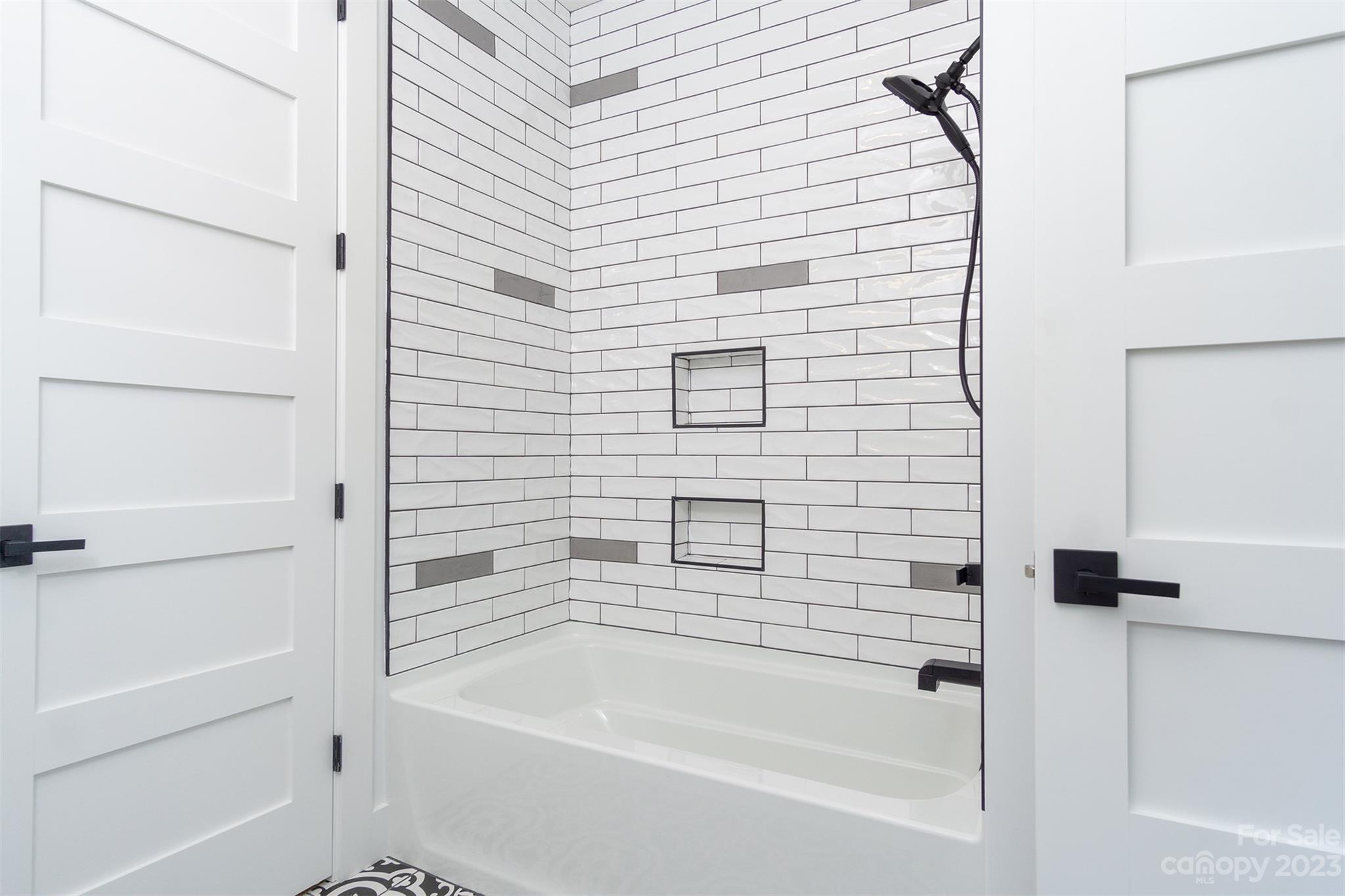 4 Stockbridge Place Asheville NC 28805