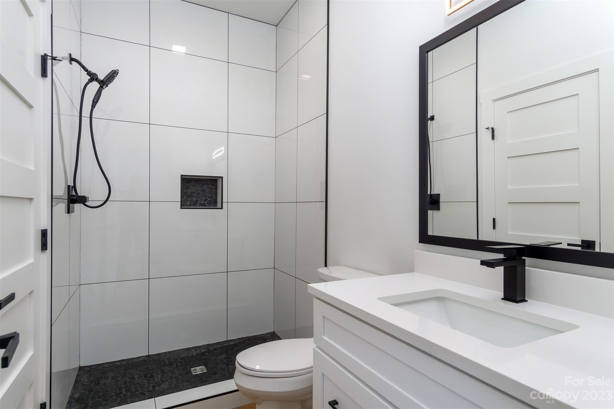 4 Stockbridge Place Asheville NC 28805