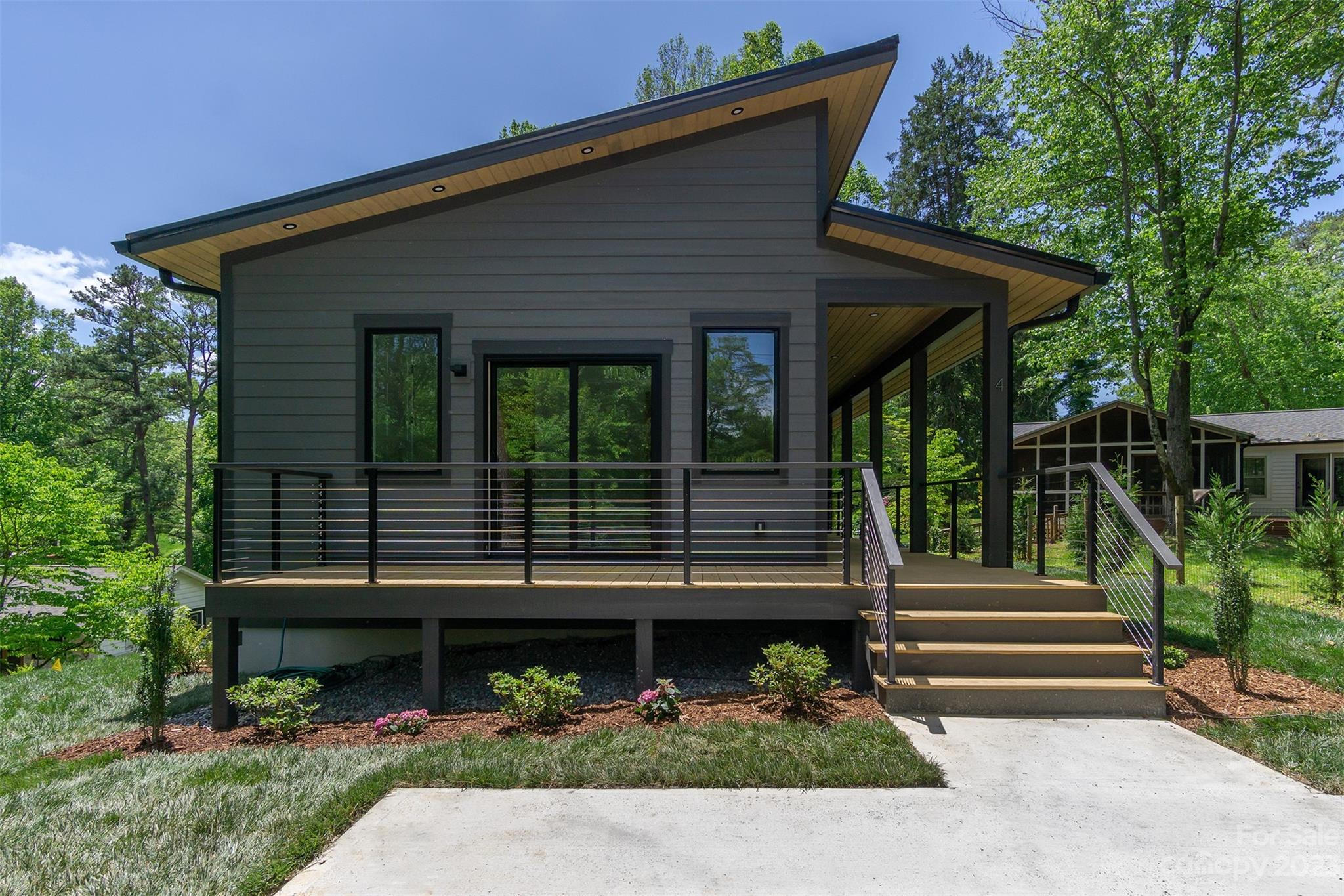 4 Stockbridge Place Asheville NC 28805