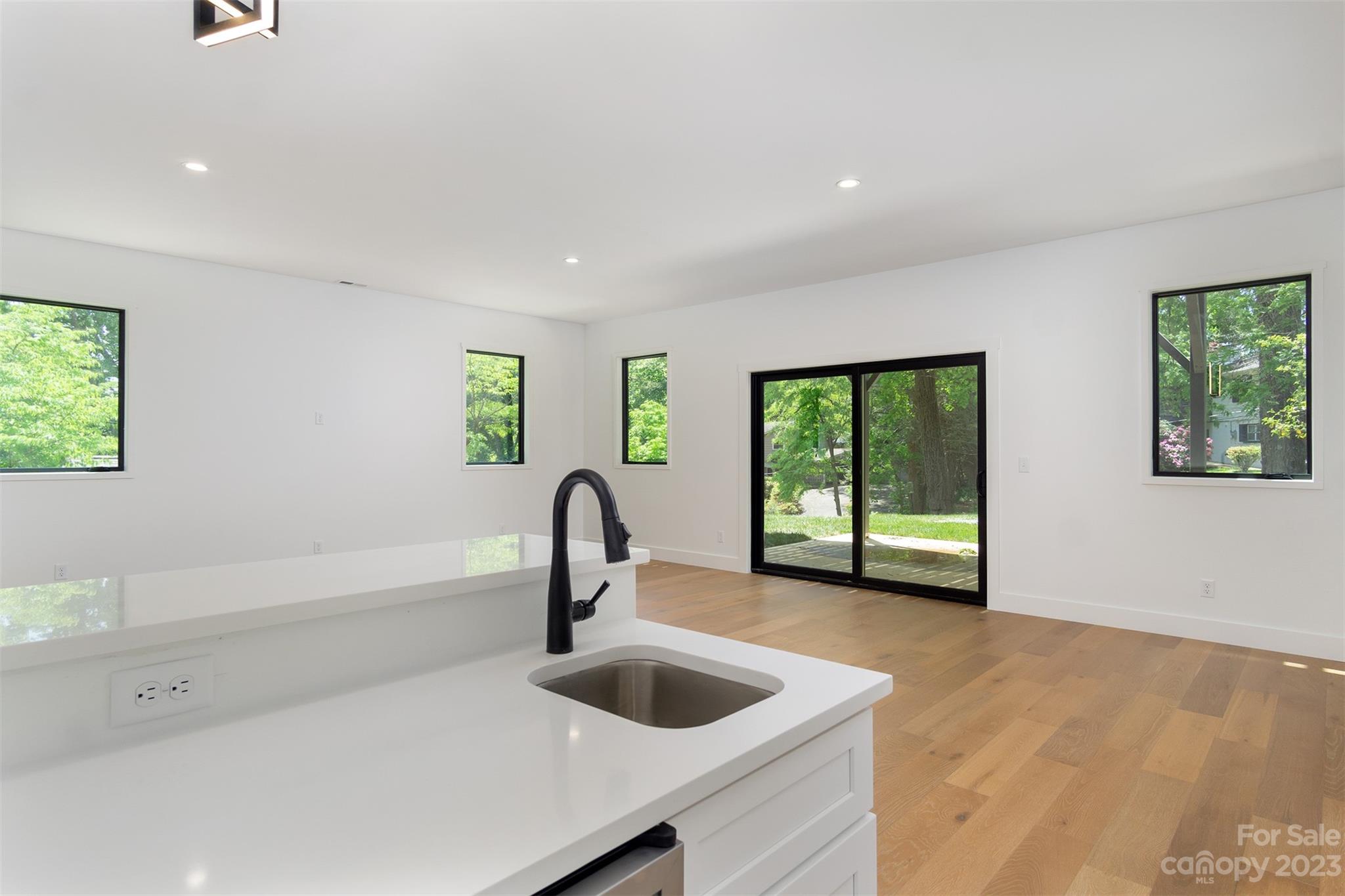 4 Stockbridge Place Asheville NC 28805
