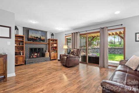 3469 Lake Shore Road S Denver NC 28037